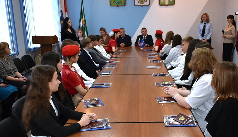 В Кирове подросткам вручили паспорта