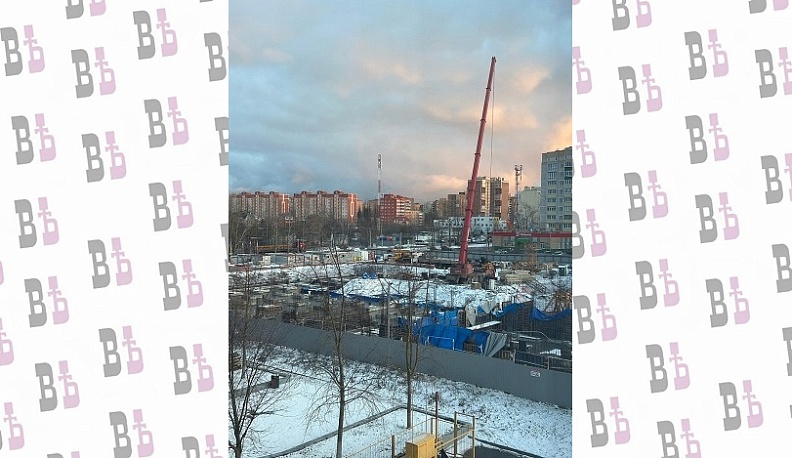 В Калуге продолжается строительство школы на улице Комфортной