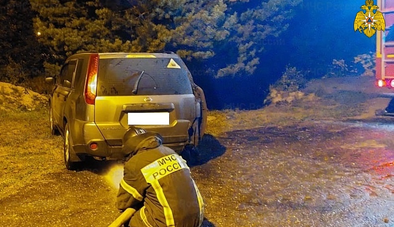 В Боровском районе сгорела машина