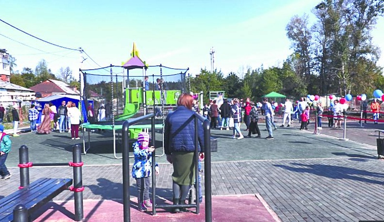 «Чудо-остров» и чудо-двор