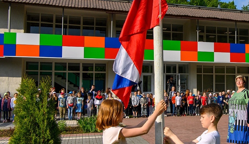 Владислав Шапша призвал приложить все усилия для реализации госпрограммы по развитию системы воспитания, оздоровления и отдыха детей региона 