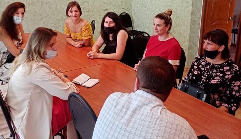 Многодетные мамы Спас-Деменска рассказали о своих проблемах детскому омбудсмену