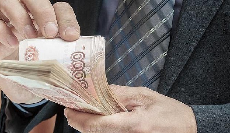 Легковерные калужане отдали мошеннику полмиллиона на несуществующие  автомобили