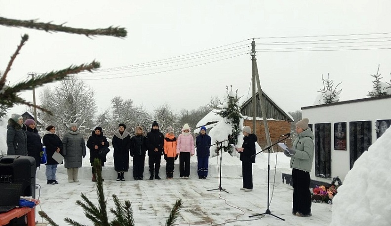 В селе Юхновского округа отметили День освобождения от немецко-фашистских захватчиков