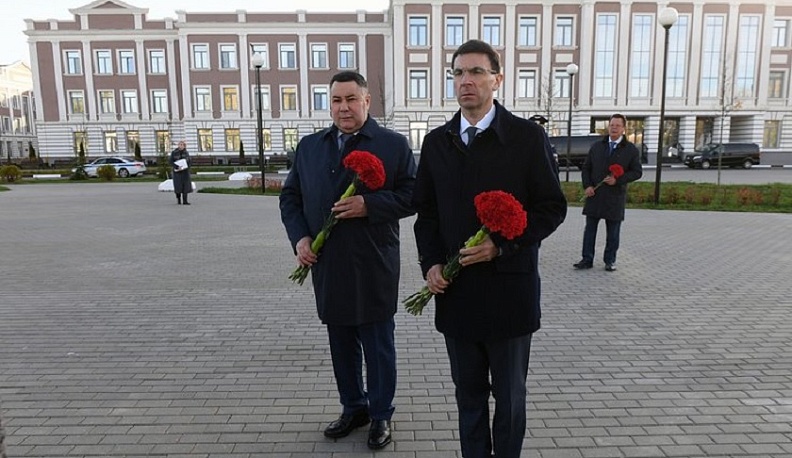 Полпред Президента РФ в ЦФО посетил суворовское военное училище в Твери