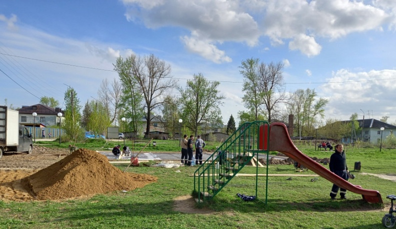 У малышей поселка Пятовский скоро появятся новые возможности для игр