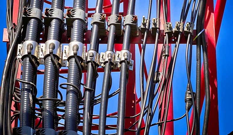 В Малоярославце с вышки сотовой связи украли провода