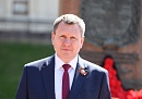 Геннадий Новосельцев поздравил работников социальных служб с профессиональным праздником
