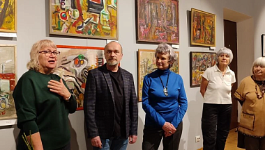 В Калуге показывают межрегиональную художественную выставку «Неугомонные»
