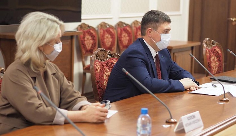 Проекты «Сбербанка» обсуждались главой региона и руководством калужского отделения  ПАО «Сбербанк» 