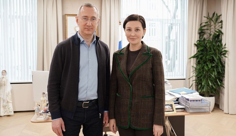 Владислав Шапша провел рабочую встречу с гендиректором АСИ Светланой Чупшевой