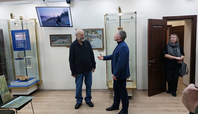 В Калуге работает выставка картин «Традиции пленэрной живописи»