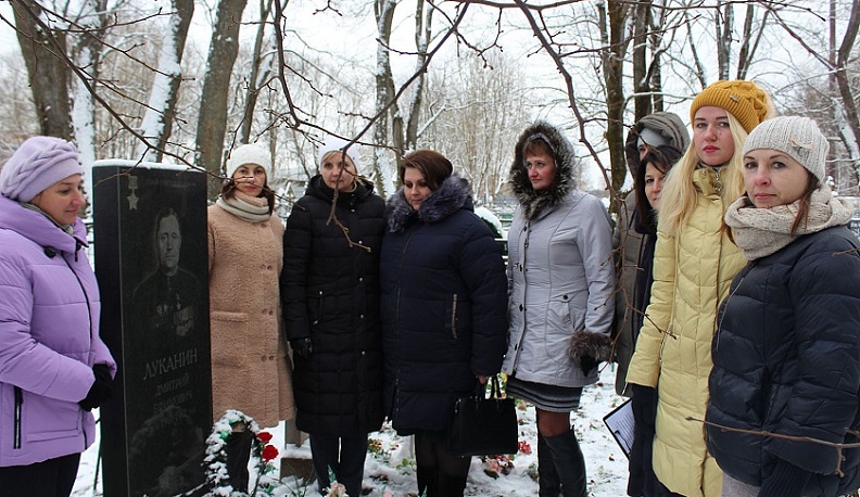 В Мосальске прошел митинг, посвященный Дню Героев Отечества