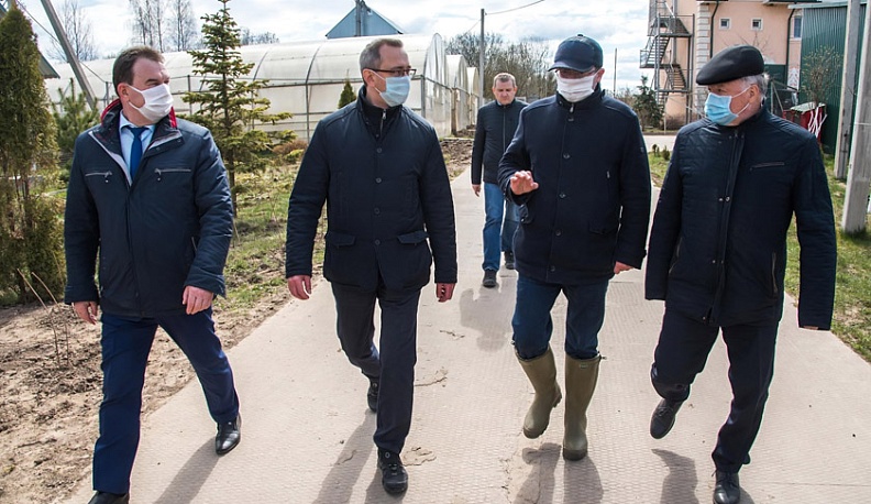 Владислав Шапша: «Когда виден хозяйский подход к делу, то, конечно, будем помогать»