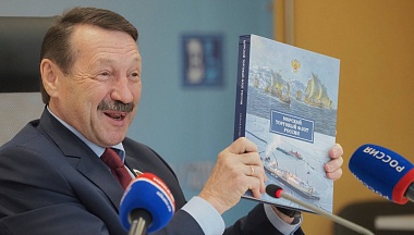 Геннадий Скляр принял участие в акции регионального отделения Союза журналистов России «Книги детям Донбасса» 