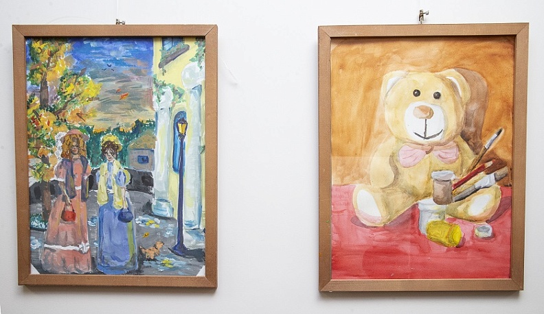 В Перемышльской детской школе искусств работает итоговая выставка 