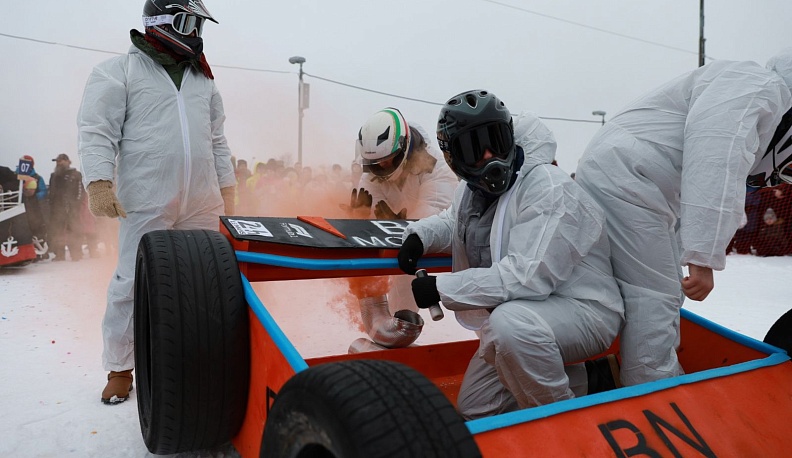 В Калуге гонка на креативных санях объединила более 300 зрителей