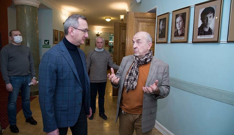 Губернатор встретился с директором Калужского областного драмтеатра