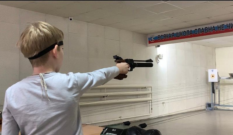 Калужские отцы посоревновались в пулевой стрельбе