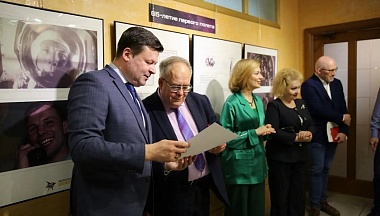 В калужском филиале РАНХиГСа открылась космическая выставка