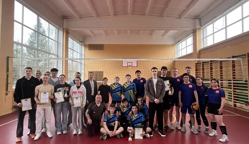 В Жуковском округе прошли волейбольные баталии