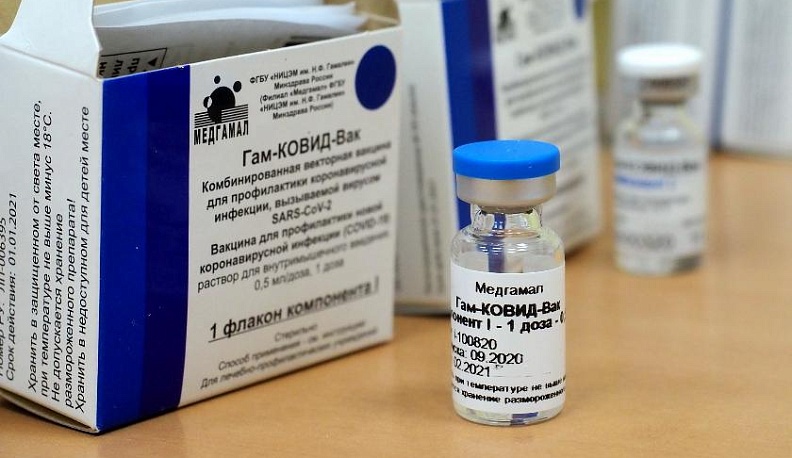 Разработчики вакцины «Спутник V» утверждают, что ее эффективность более 96%