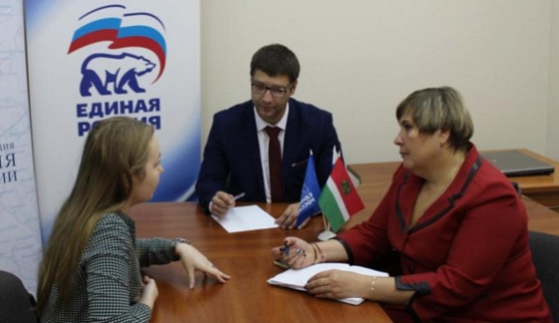 Депутаты и юристы Калуги провели совместный приём граждан