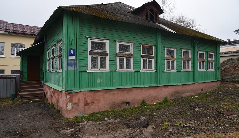 А избы горят и горят…