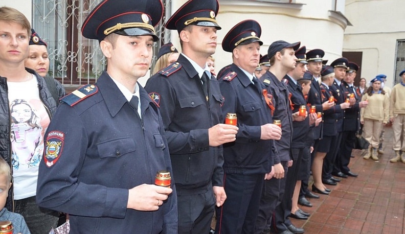 В УМВД России по Калужской области состоялась акция «Свеча памяти»