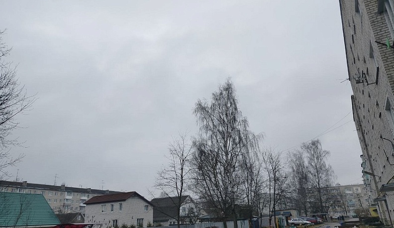 В Калуге продолжает идти мокрый снег