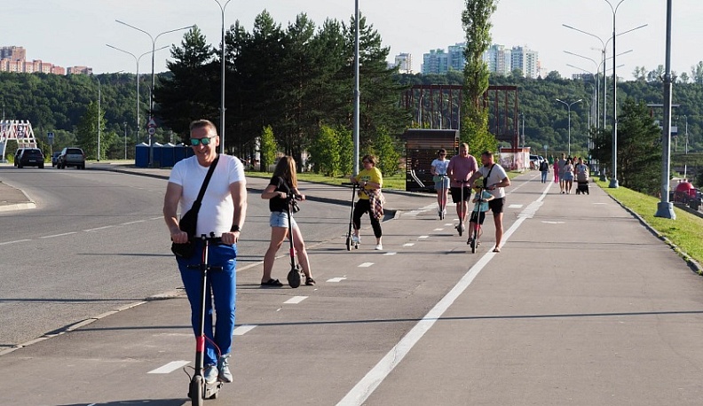 На набережной Яченского водохранилища в Калуге основные работы завершатся ко Дню города