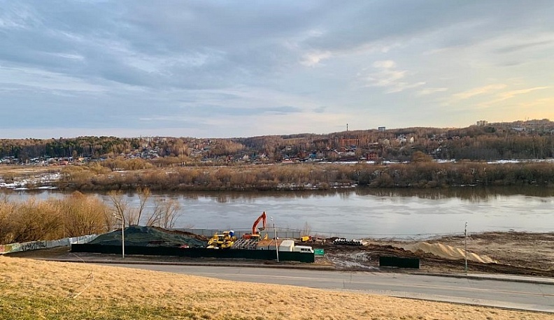 На набережной Оки в Калуге обустроят большую пляжную зону