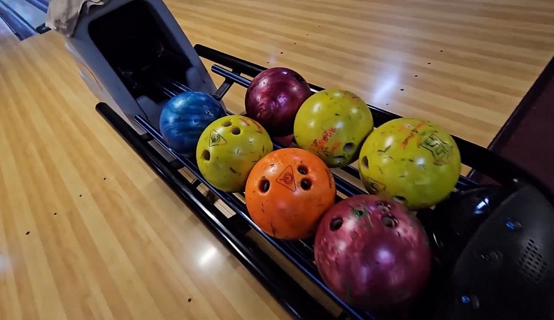 В Обнинске завершился открытый турнир по боулингу 