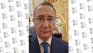 Владислав Шапша представляет Владимиру Путину результаты работы комиссии Госсовета в направлении Кадры