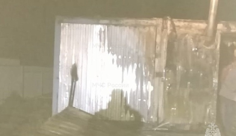 Два грузовых контейнера загорелись в Калужской области