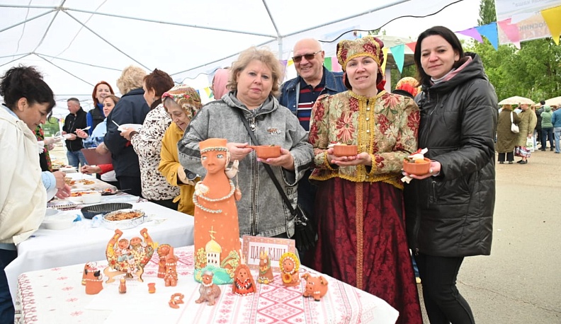 Фестиваль «Гурьевская каша» состоялся в Малоярославце 