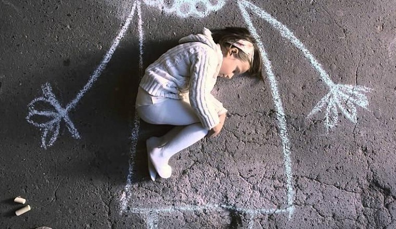 В Калужской области ищут женщину, бросившую двоих детей