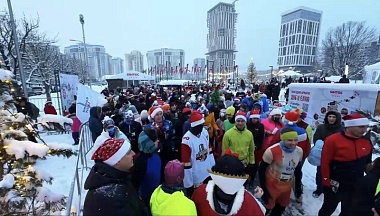 В Обнинске более тысячи человек пробежали в новогоднем костюмированном забеге