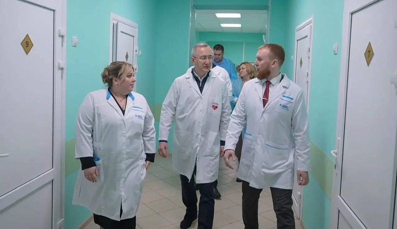 Владислав Шапша посетил кондровскую городскую больницу