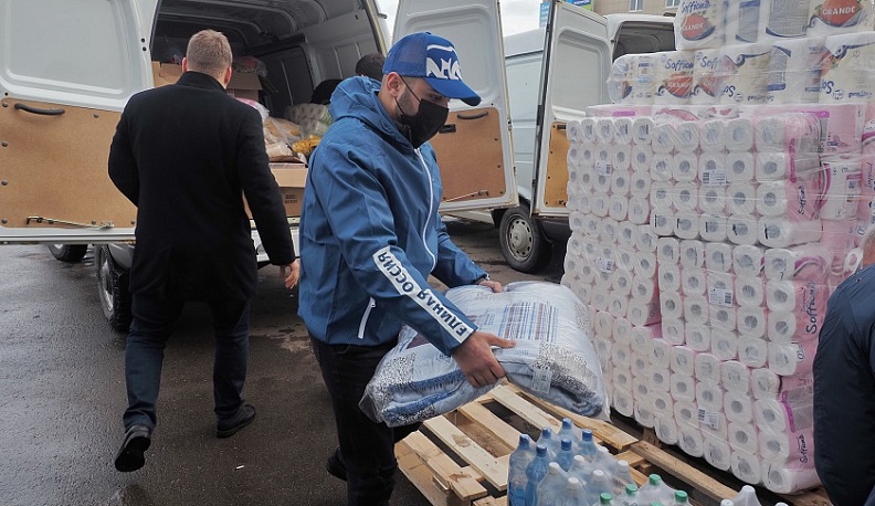 Из Калуги в Ростов отправляется гуманитарный груз для беженцев из Донецка и Луганска