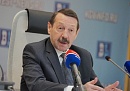 Геннадий Скляр поздравил калужан с Днём Победы 