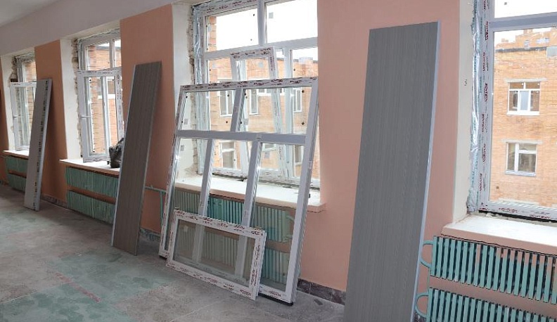 В Калуге ремонт школы №50 завершили на 90%