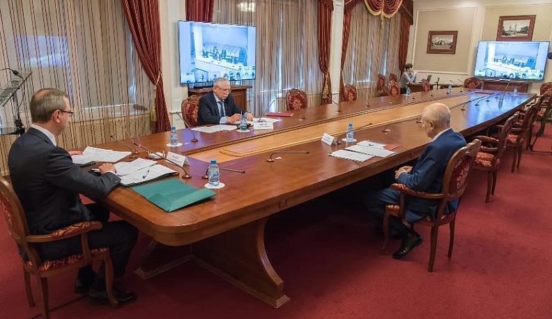 Владислав Шапша:  «Мы должны дать возможность всем, кто потерял работу, получить доход либо в виде пособия, либо в виде зарплаты по возможным общественным работам»