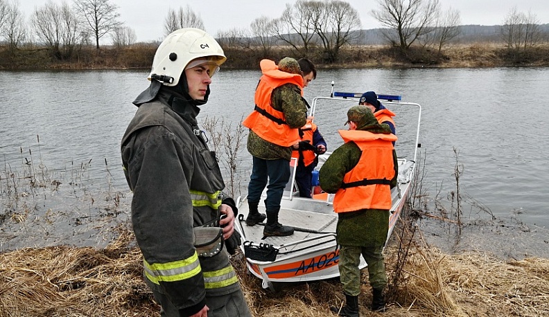 Под Калугой на Резвани создали учебное половодье