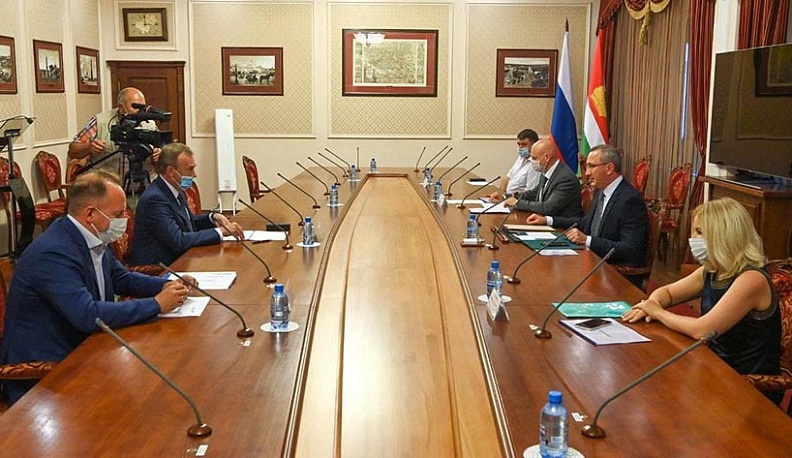 Авиакомпания «Азимут» планирует новые направления полетов из Калуги