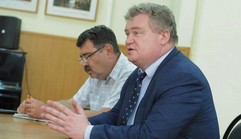 Олег Калугин встретился с коллективом «КГВ» 