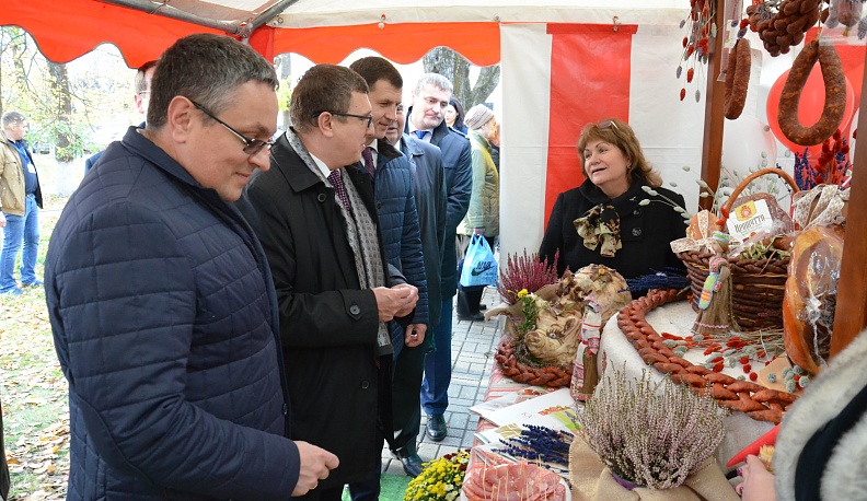 У площади Старый торг в Калуге открылась белорусская ярмарка 