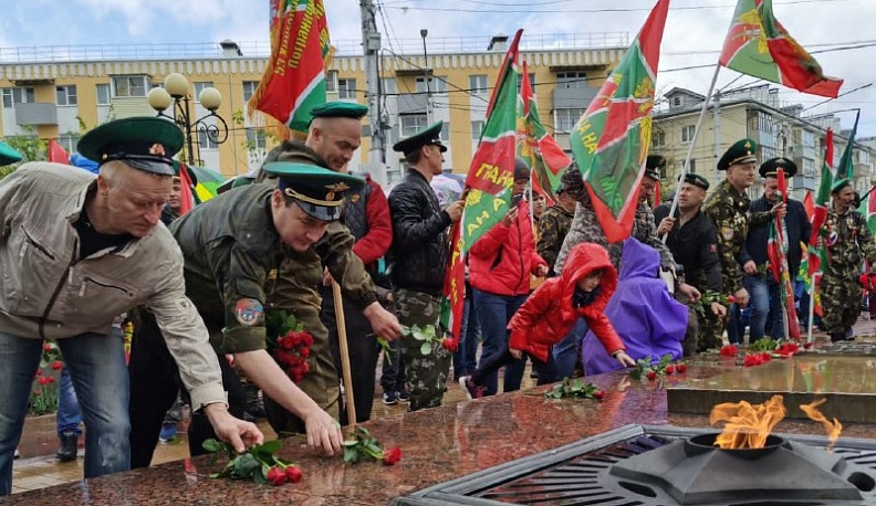 Владислав Шапша поздравил калужских пограничников с профессиональным праздником