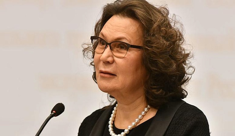 Поправка в Конституцию возвращает воспитательную роль в школы и детские сады 