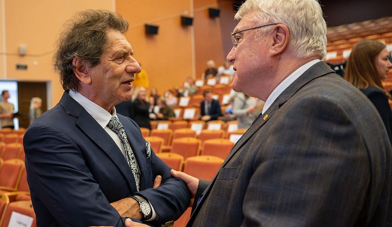 Игорь Щёголев отметил успехи Калужской области под руководством Владислава Шапши